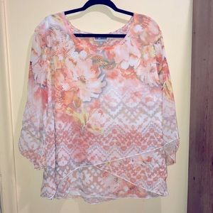 JM collection 🌟 stunning sheer floral blouse